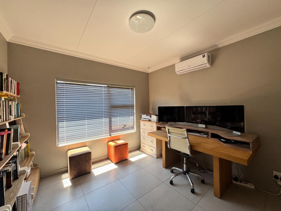 3 Bedroom Property for Sale in Hillcrest Northern Cape